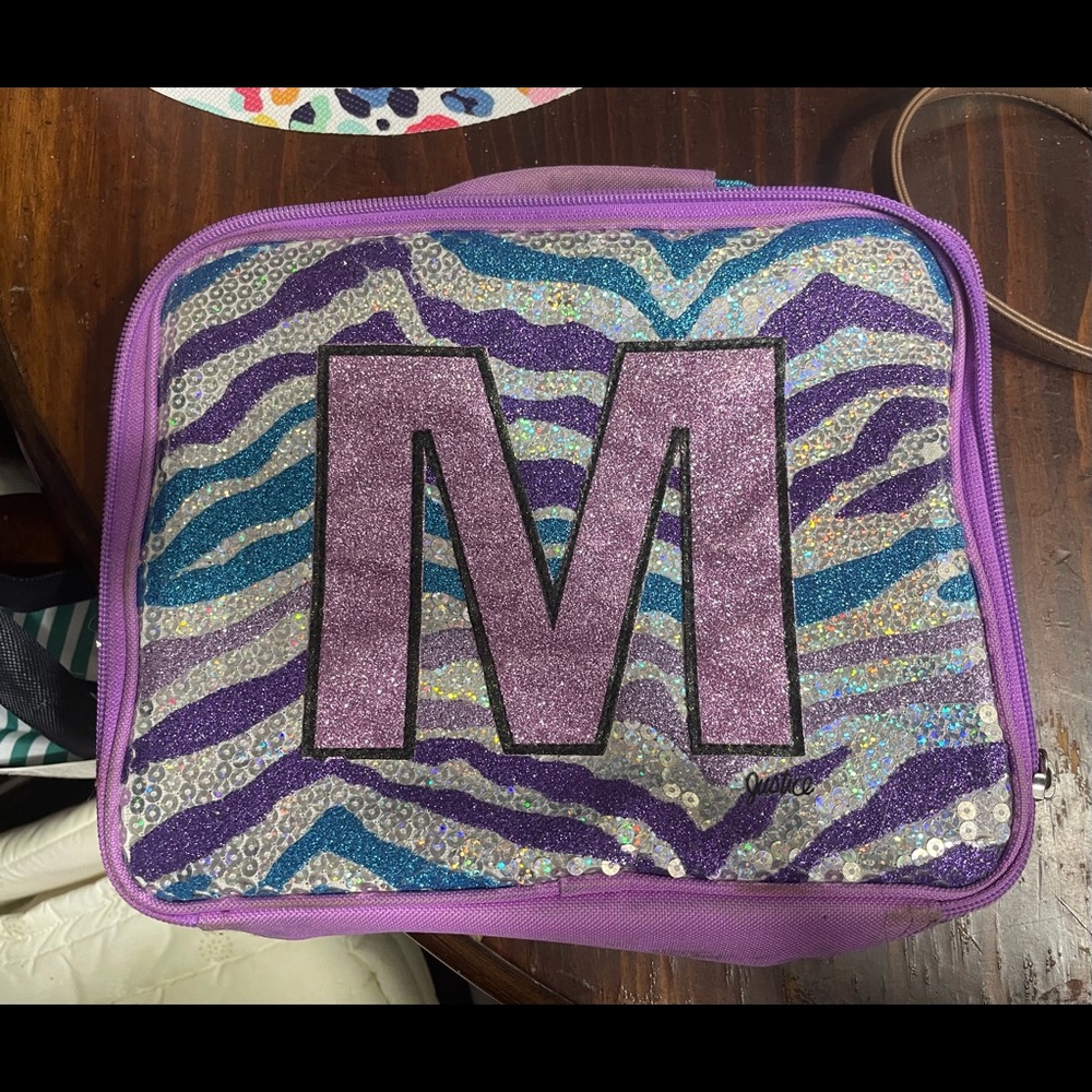 Justice M lunch box